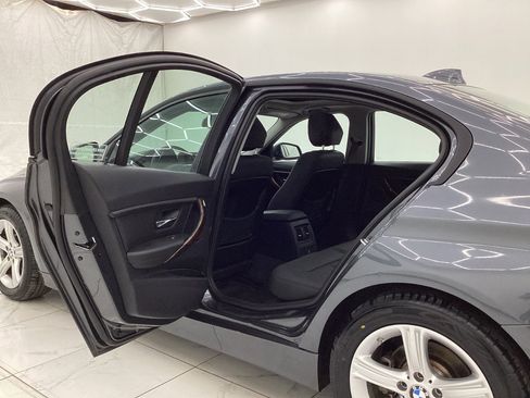 Used 2014 BMW 320i xDrive Sedan image 24