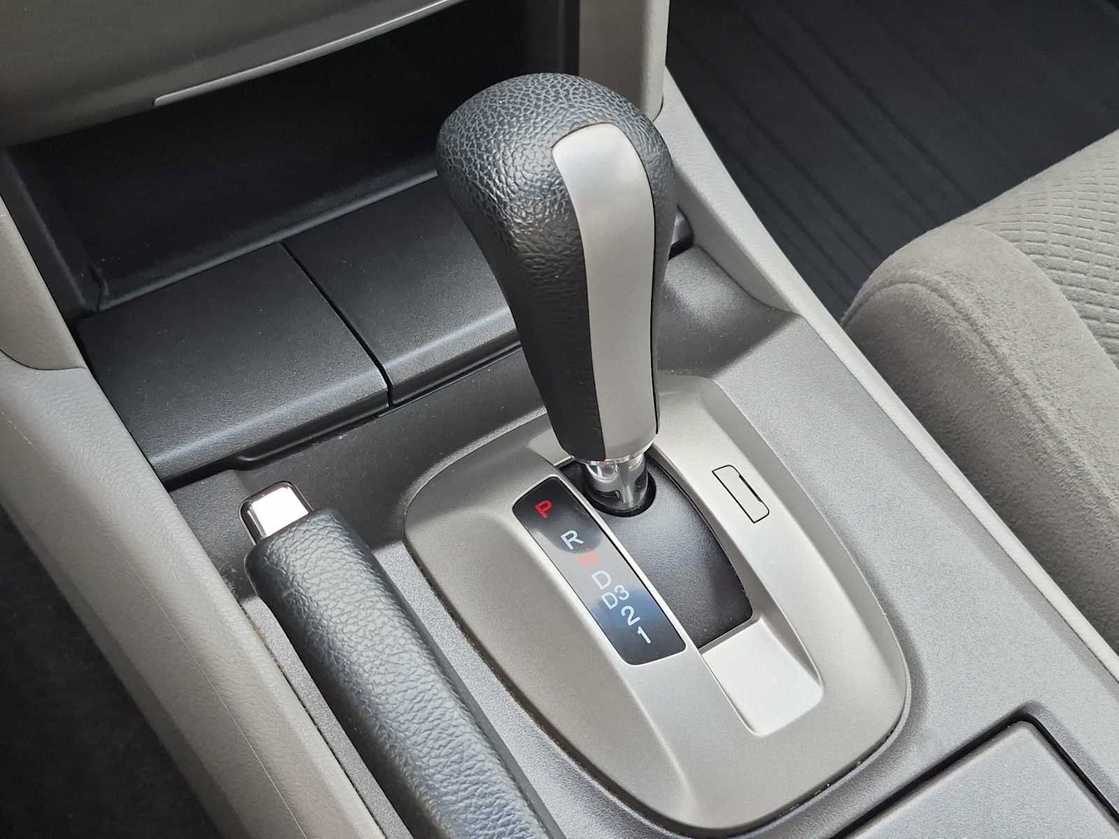 Used 2012 Honda Accord EX image 29