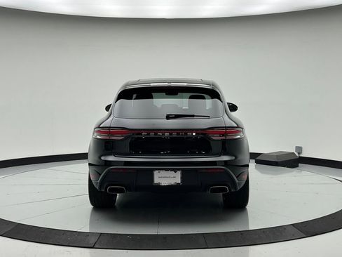 Used 2025 Porsche Macan image 10