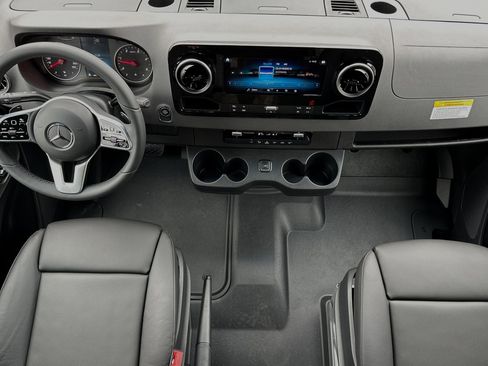 New 2024 Mercedes-Benz Sprinter 3500 image 12
