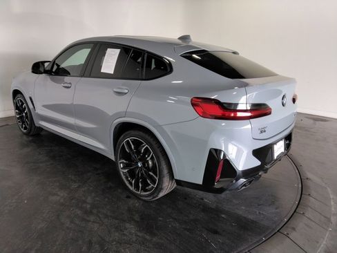 Used 2023 BMW X4 M40i image 6
