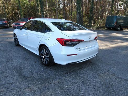 Used 2024 Honda Civic EX image 5