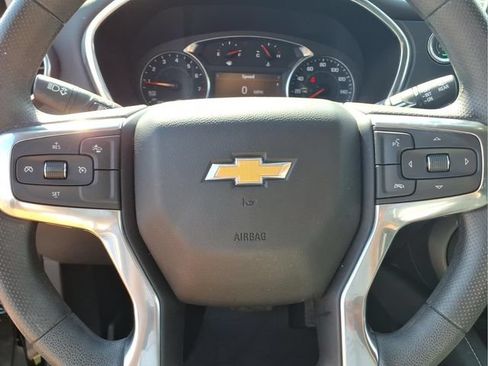 Used 2024 Chevrolet Blazer LT w/ Convenience Package FWD image 14