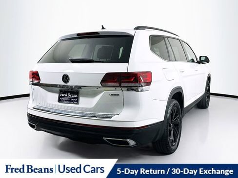 Used 2023 Volkswagen Atlas SE w/ Black Wheel Package image 7
