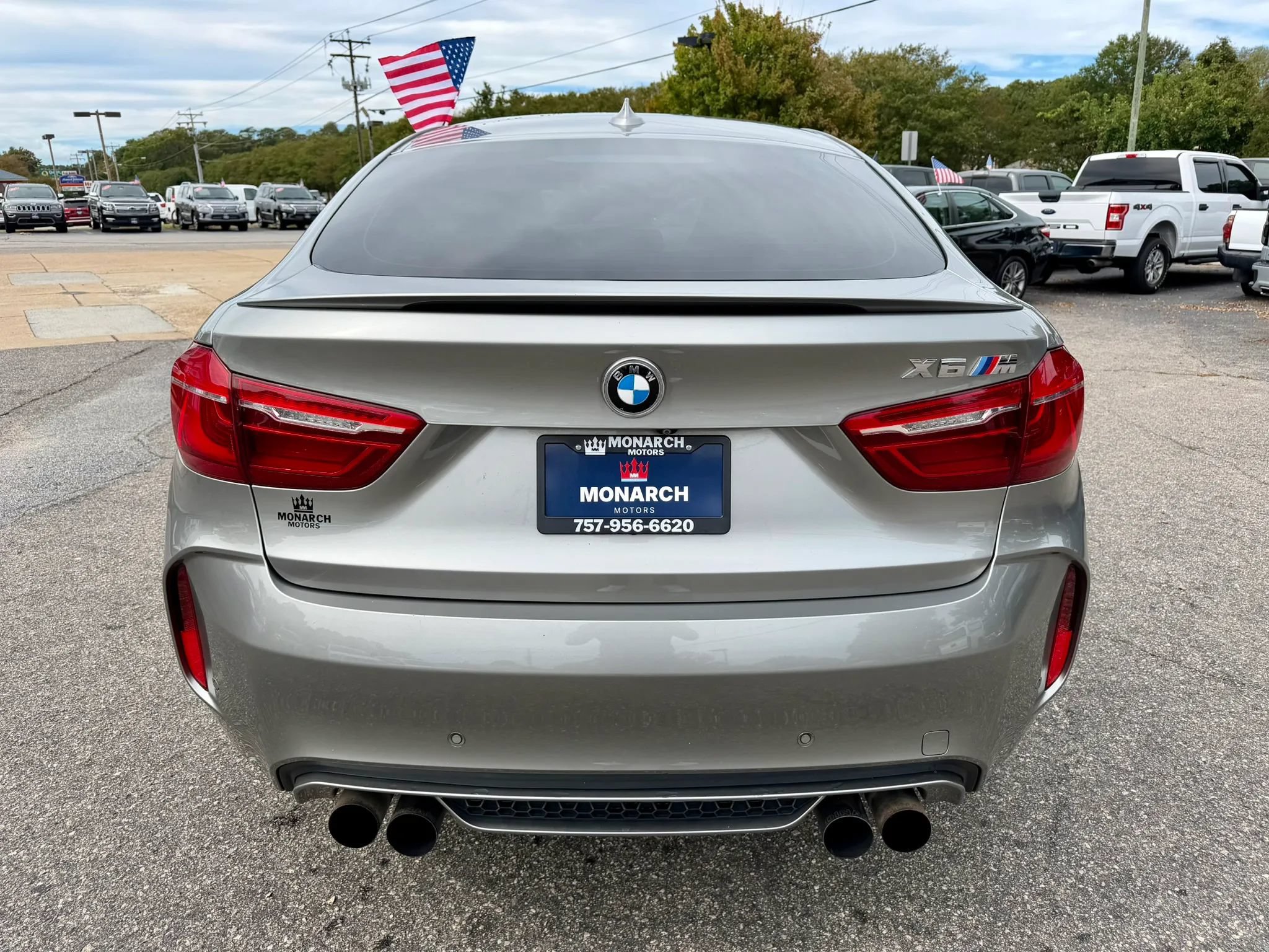 Used 2017 BMW X6 M AWD/4WD image 4