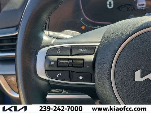 Used 2023 Kia Sportage EX FWD image 23