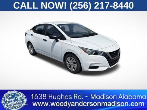 Used 2020 Nissan Versa S FWD image 5