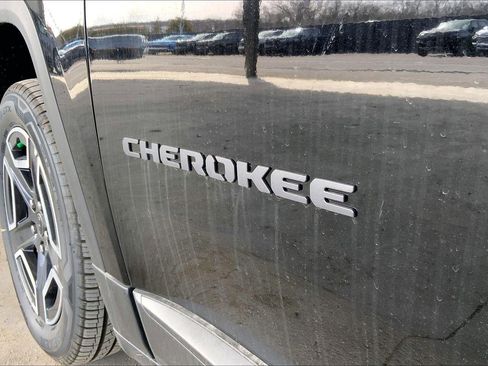 New 2026 Jeep Cherokee Laredo image 20