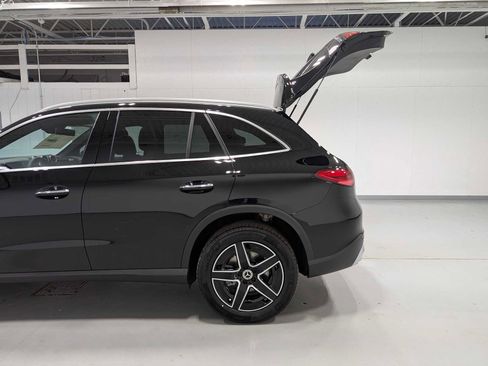 New 2026 Mercedes-Benz GLC 300 4MATIC image 9