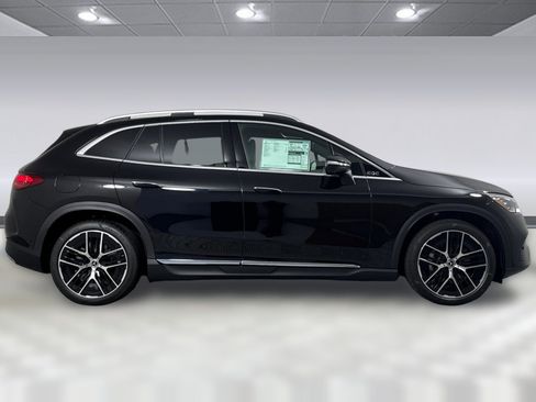 Used 2026 Mercedes-Benz EQE 320+ SUV image 7