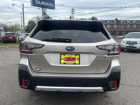 Used 2020 Subaru Outback Limited AWD/4WD image 6