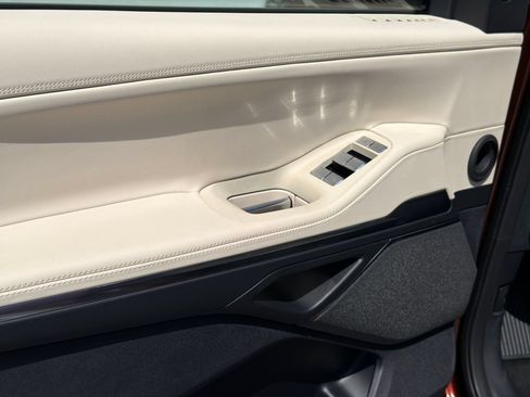 New 2027 Lincoln Navigator Reserve AWD/4WD image 21