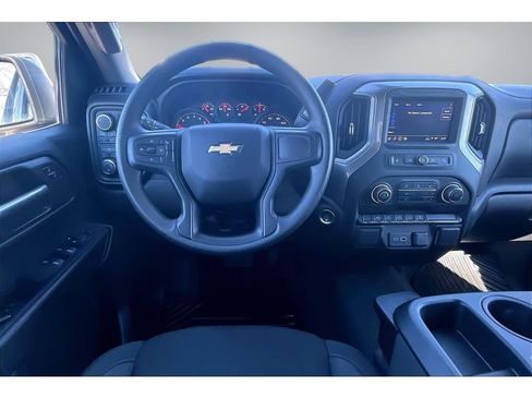 Used 2025 Chevrolet Silverado 1500 Custom w/ Turbomax Blackout Package image 9