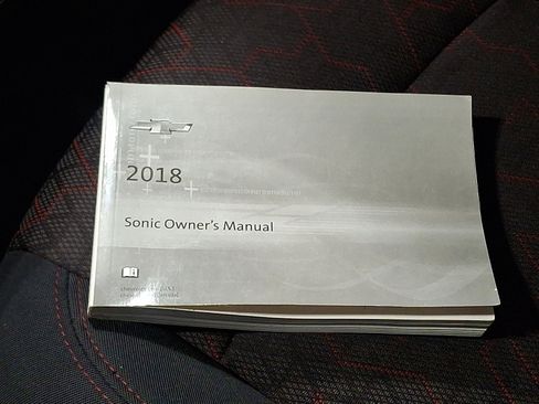 Used 2018 Chevrolet Sonic LT w/ Convenience Package image 26