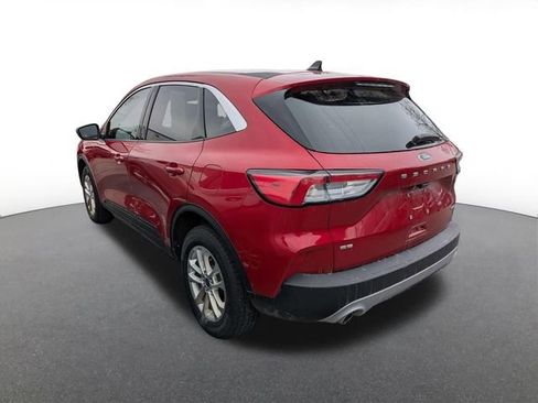 Used 2022 Ford Escape SE w/ Convenience Package image 2