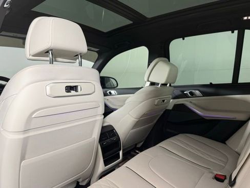 Used 2025 BMW X5 M60i AWD/4WD image 24