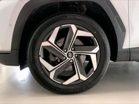 Used 2022 Hyundai Tucson Limited w/ Cargo Package AWD/4WD image 8