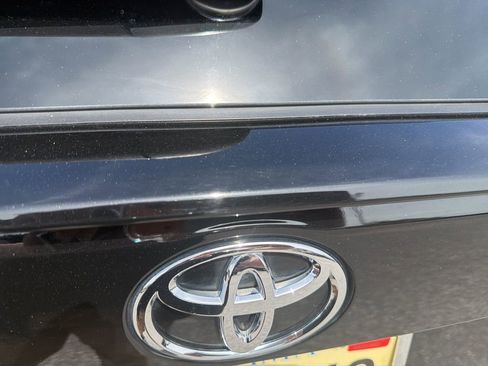 Used 2024 Toyota RAV4 XLE Premium image 9