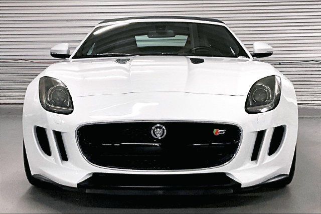 Used 2014 Jaguar F-TYPE S RWD image 2