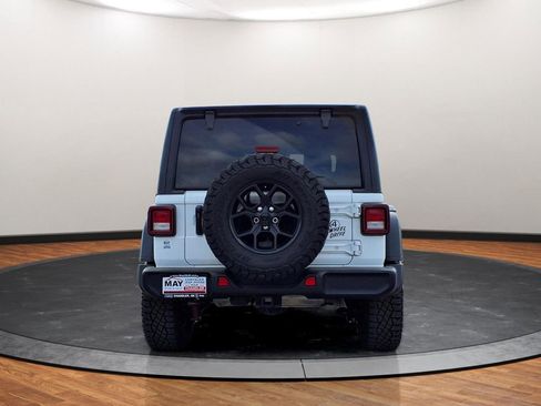 Used 2024 Jeep Wrangler Unlimited Sport AWD/4WD image 15