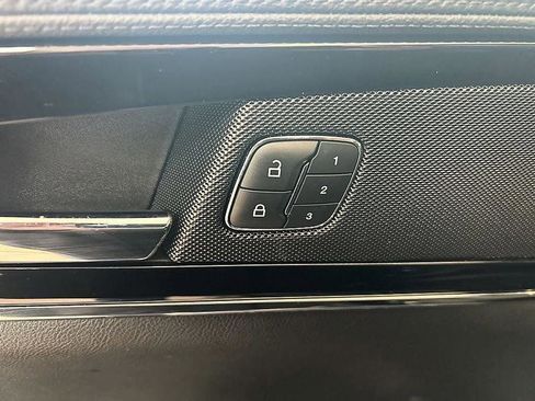 Used 2022 Lincoln Nautilus Reserve AWD/4WD image 10