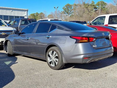 Used 2024 Nissan Altima 2.5 S image 4