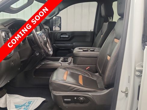 Used 2022 GMC Sierra 2500 AT4 w/ AT4 Preferred Package AWD/4WD image 6