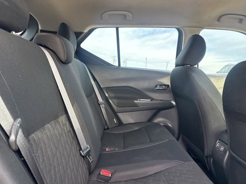 Certified 2023 Nissan Kicks SV image 16
