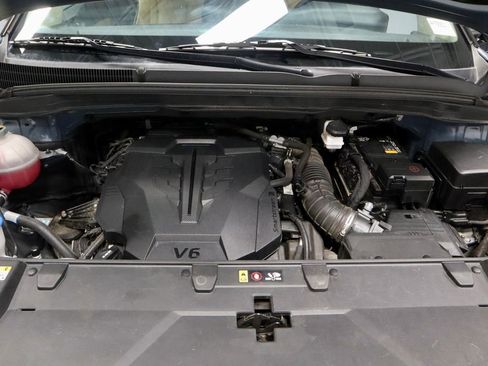 Used 2023 Kia Carnival EX FWD image 17
