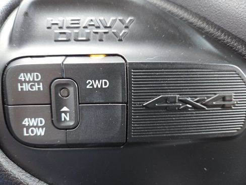 Used 2022 RAM 2500 Big Horn w/ Level B Equipment Group AWD/4WD image 9