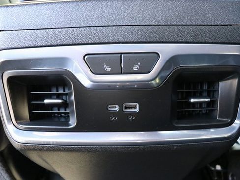 Used 2024 GMC Sierra 2500 Denali Ultimate image 15