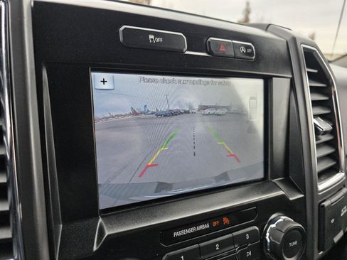 Used 2017 Ford F150 XLT w/ Equipment Group 302A Luxury image 18