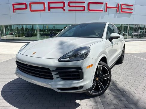 Certified 2023 Porsche Cayenne Platinum Edition AWD/4WD image 1