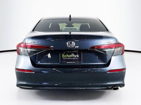 Used 2025 Honda Civic Sport image 7