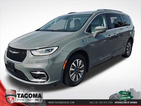 Certified 2021 Chrysler Pacifica Touring-L FWD image 1