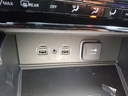 New 2025 Jeep Grand Cherokee L Altitude image 45