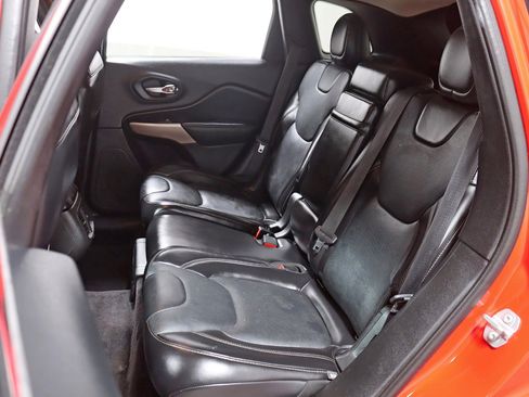 Used 2017 Jeep Cherokee High Altitude w/ Luxury Group image 28