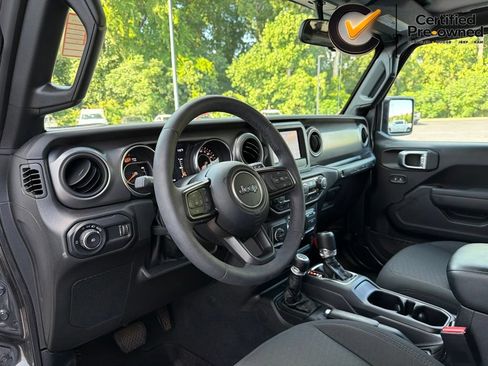 Used 2023 Jeep Wrangler Unlimited Sport AWD/4WD image 43