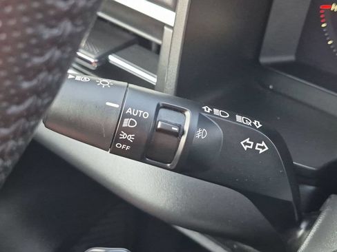 Used 2025 Mitsubishi Outlander SEL AWD/4WD image 21