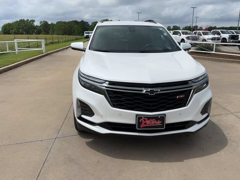 Used 2022 Chevrolet Equinox RS w/ RS Leather Package FWD image 4