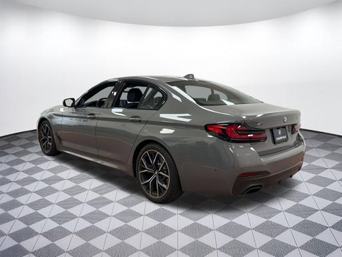 Used 2022 BMW 530i xDrive w/ M Sport Package AWD/4WD image 3