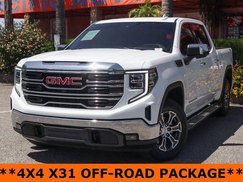 Used 2023 GMC Sierra 1500 SLT w/ SLT Premium Package AWD/4WD image 4