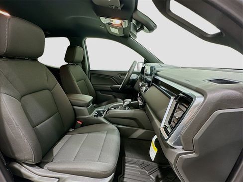 New 2026 GMC Canyon Elevation w/ Convenience Package image 31