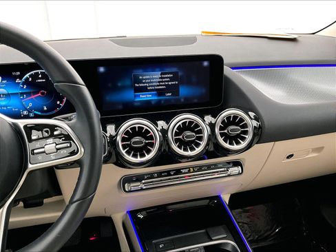 Certified 2023 Mercedes-Benz GLA 250 image 5