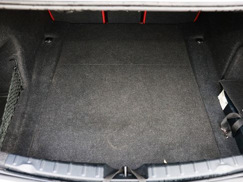 Used 2018 BMW 330i Sedan w/ M Sport Package image 28