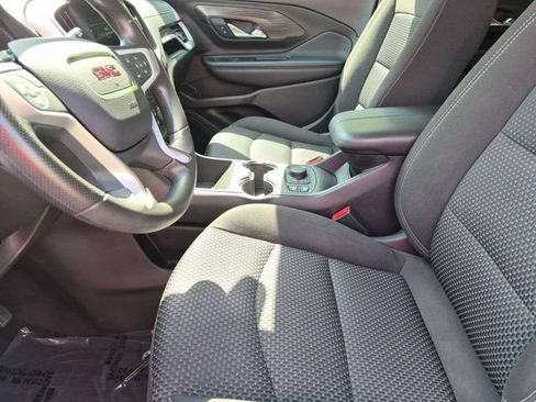 Used 2023 GMC Terrain SLE w/ Driver Convenience Package FWD image 12