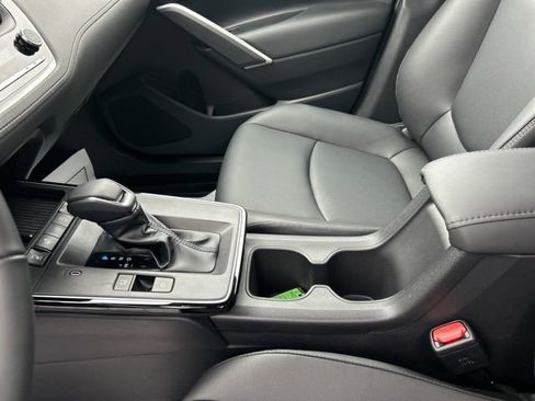 Used 2026 Toyota Corolla Cross XLE w/ Convenience Package image 30