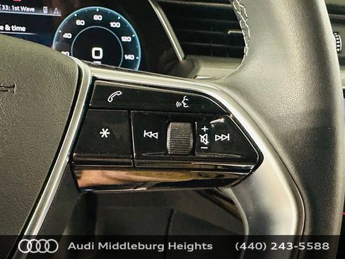 Certified 2024 Audi Q8 e-tron Prestige w/ Prestige Package AWD/4WD image 21
