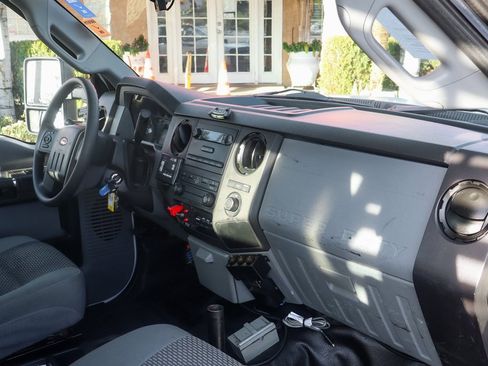 Used 2012 Ford F550 2WD Regular Cab Super Duty w/ PWR Equipment Group image 36