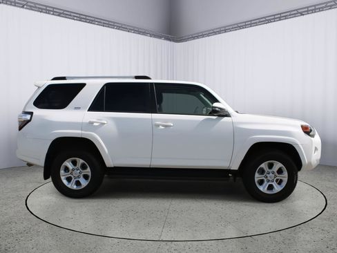 Certified 2023 Toyota 4Runner SR5 Premium image 9